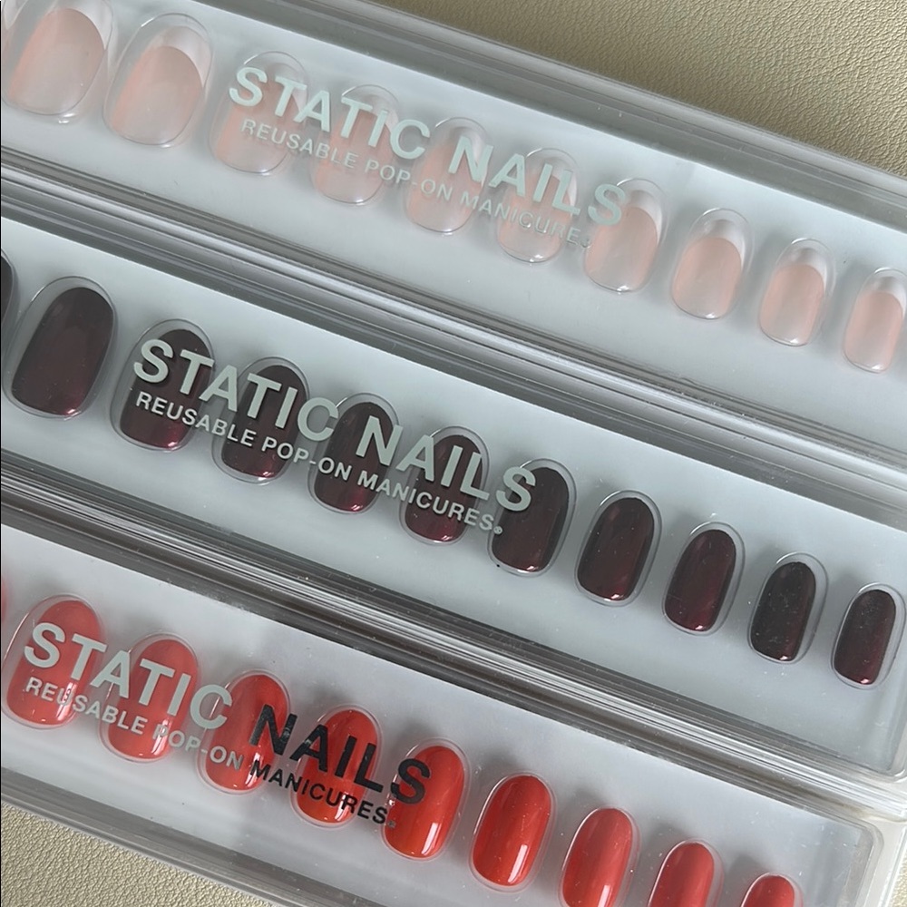 Static Nails Reusable Pop-On Manicures Set